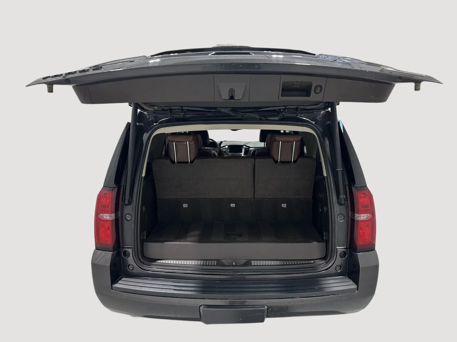 Used 2018 TUNGSTEN METALLIC Chevrolet Premier image 26
