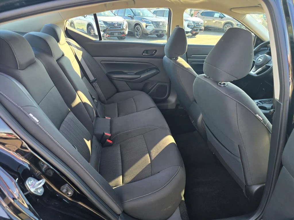 Used 2025 Black Nissan 2.5 SV image 11