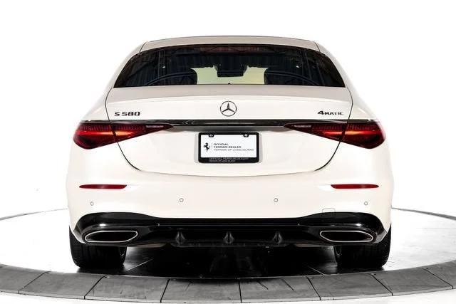 Used 2023 White Mercedes-Benz S 580 image 4