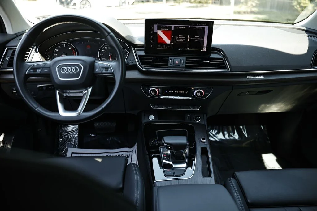 Used 2025 Glacier White Audi 45 S line Premium image 25