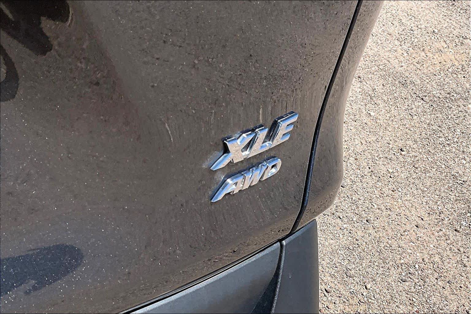 Used 2021 Magnetic Gray Metallic Toyota XLE image 8