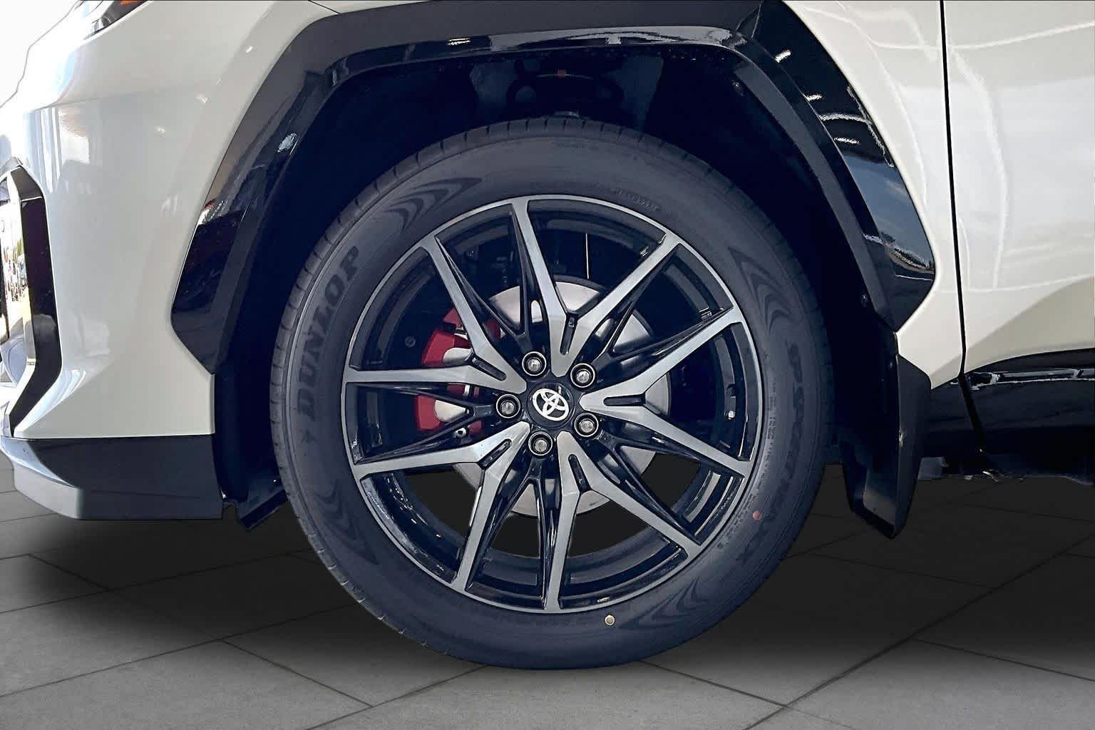 New 2026 Wind Chill Pearl with Midnight Black Metallic roof Toyota GR SPORT image 9