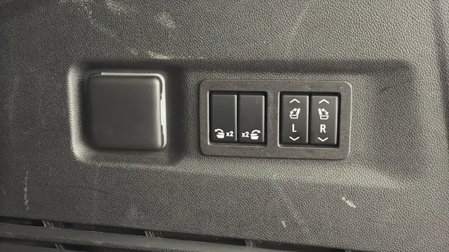 Used 2023 Summit White GMC Denali image 31