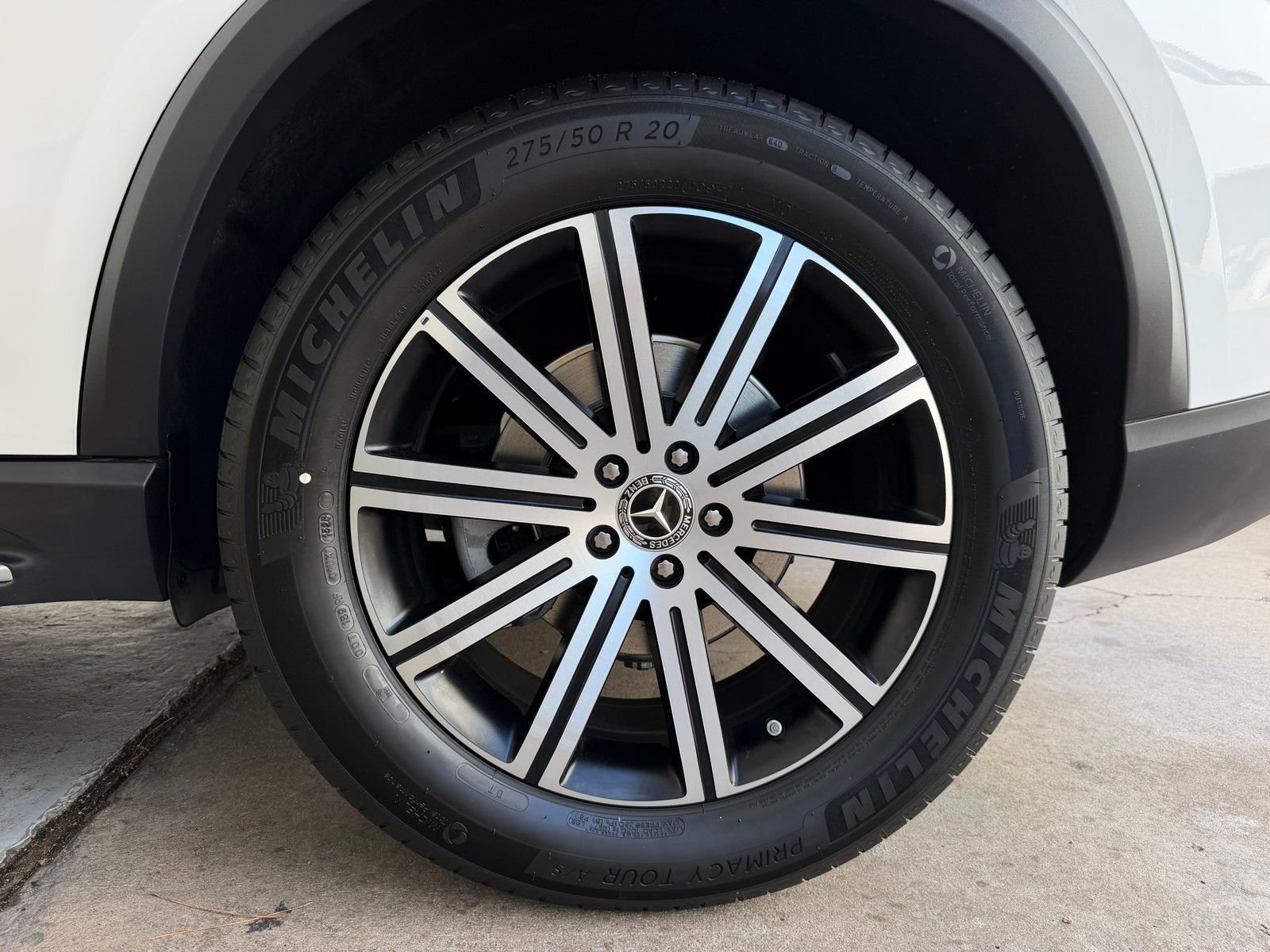 New 2026 Polar White Mercedes-Benz GLE 350 image 23