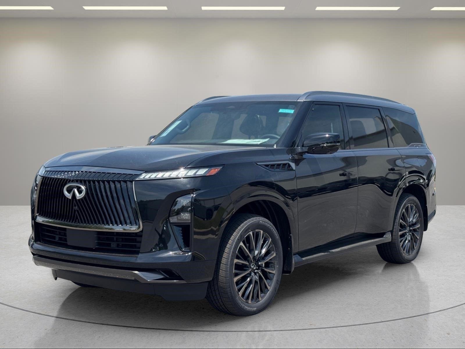 New 2026 2T MINERAL BLAC INFINITI Autograph 4WD image 1