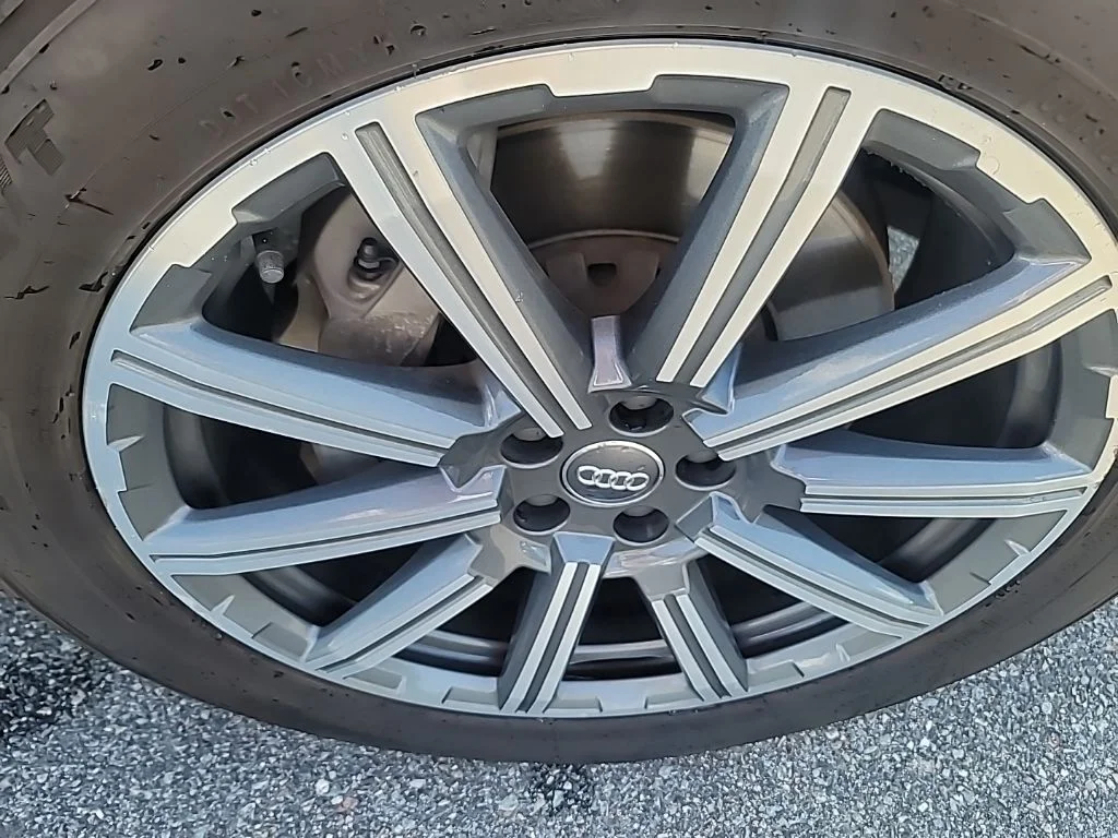 Used 2019 Black Audi 55 Prestige image 8