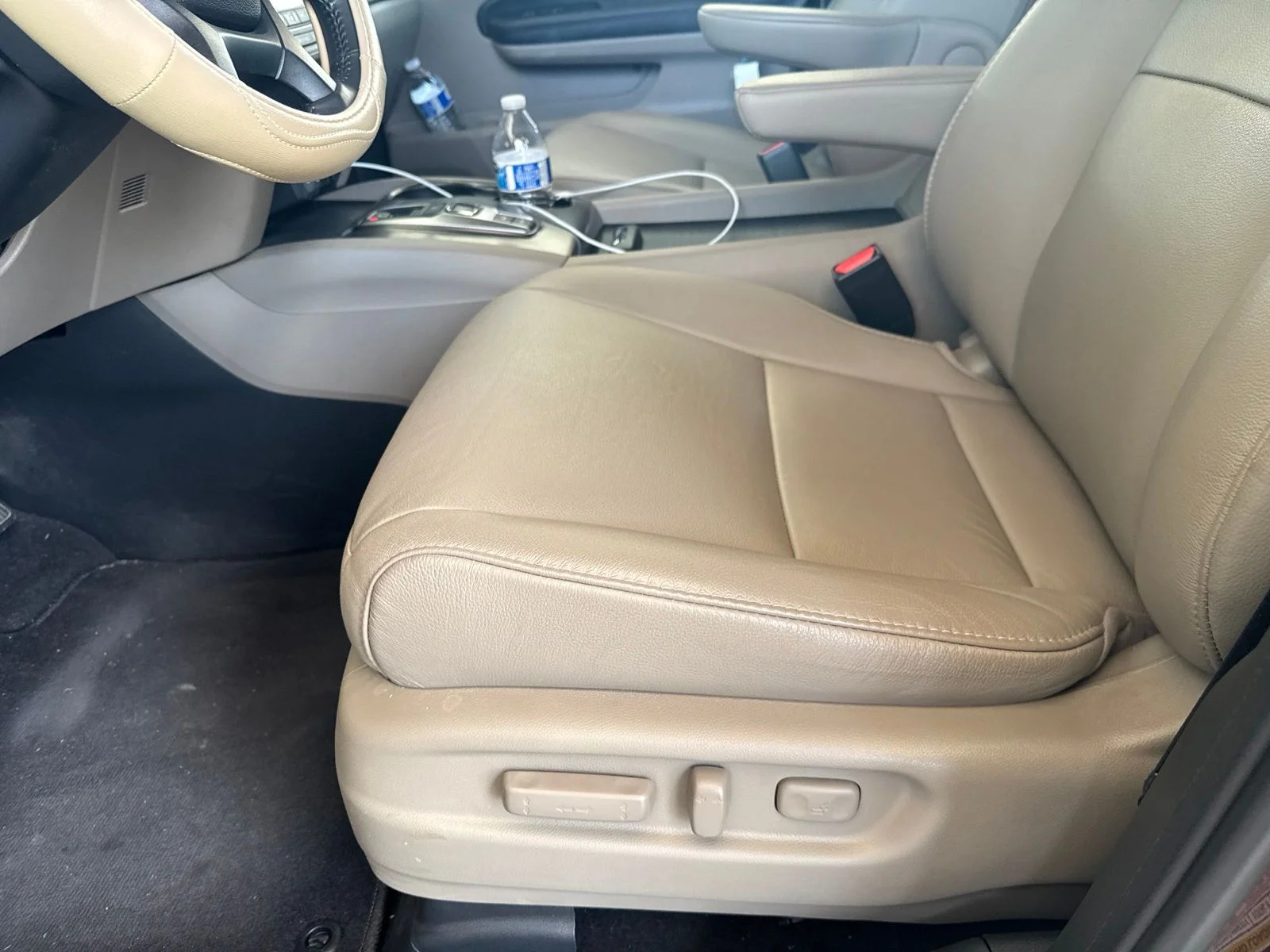Used 2021  Honda EX-L image 6