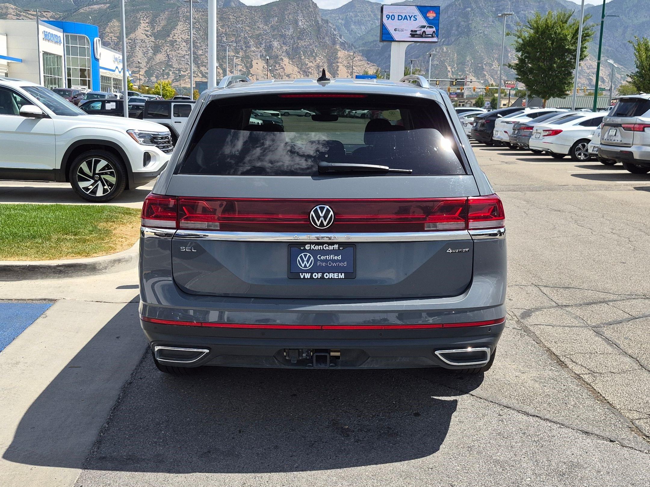 Certified Used 2025 Platinum Gray Metallic Volkswagen 2.0T SEL image 5
