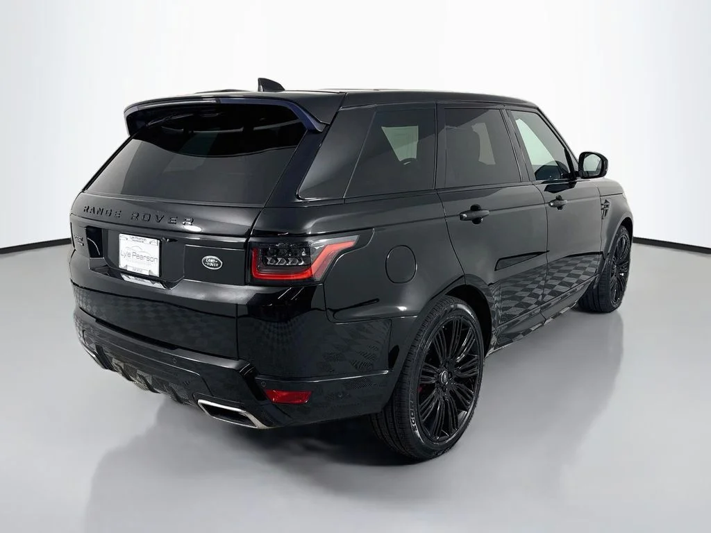 Used 2020  Land Rover HSE Dynamic image 9