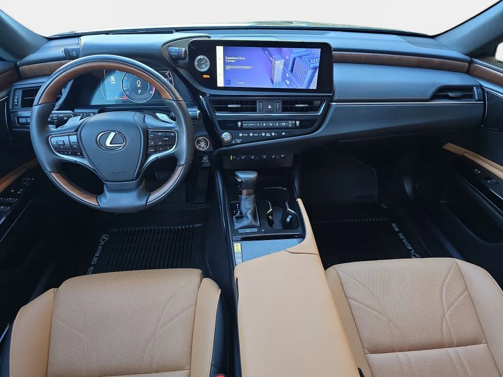 Used 2024 Black Lexus 350 Luxury image 10