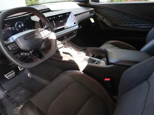 New 2025 Diamond Black Crystal Pearlcoat Dodge Scat Pack image 34