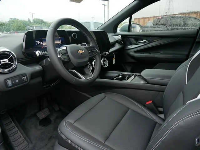 2025 Chevrolet Blazer EV LT - Photo 9