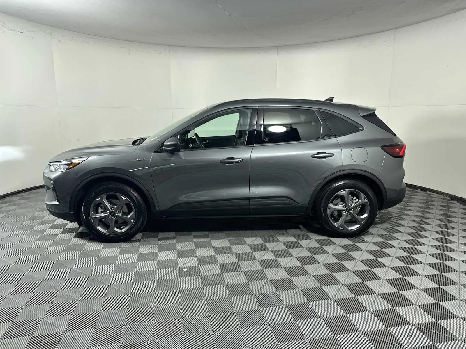New 2026 Carbonized Gray Ford ST-Line image 4