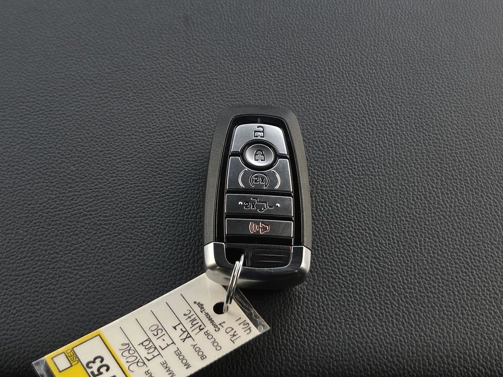 New 2026 Oxford White Ford XLT image 50