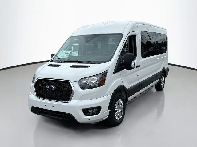 New 2025 Oxford White Ford Passenger Van XLT image 36