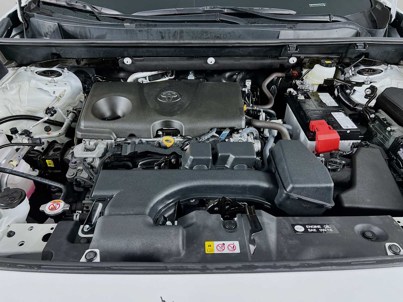 Used 2025 Ice Cap Toyota XLE image 29