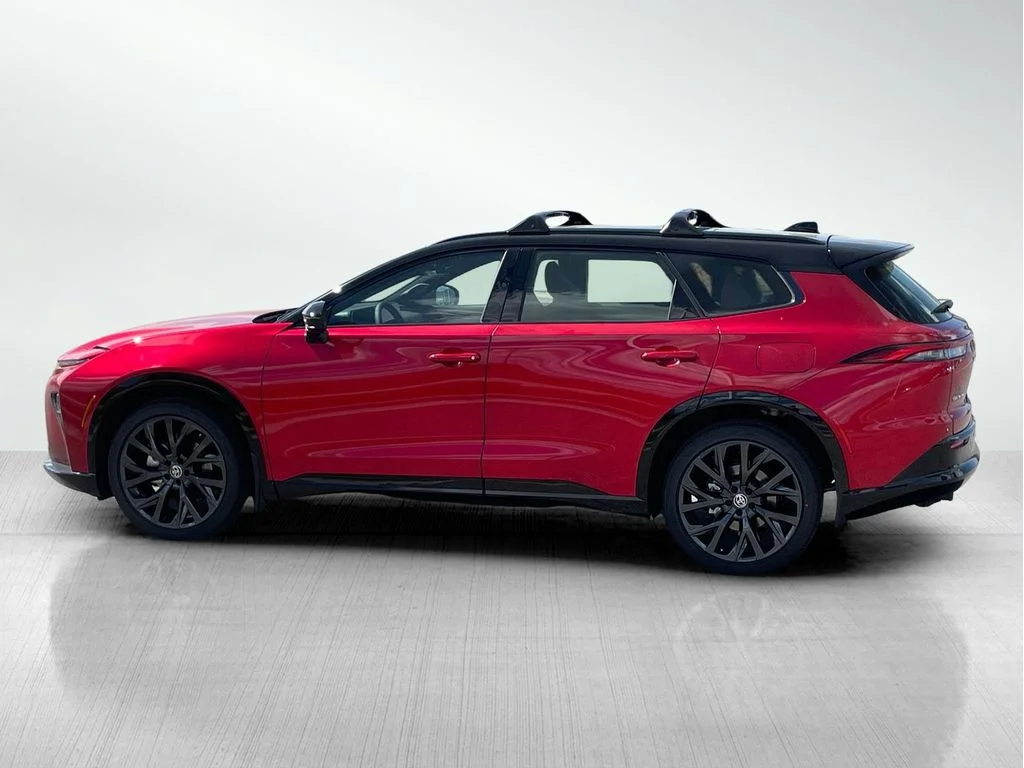 New 2026 Finish Line Red w/Black Roof Toyota Limited image 6