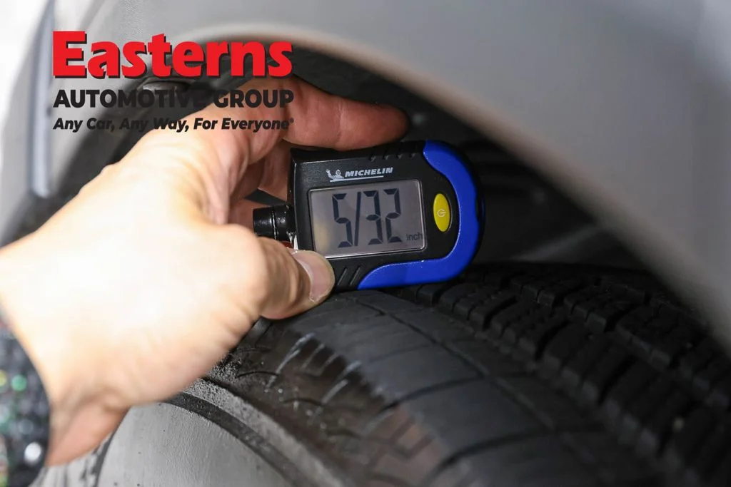 Used 2016 Black Toyota XLE image 28