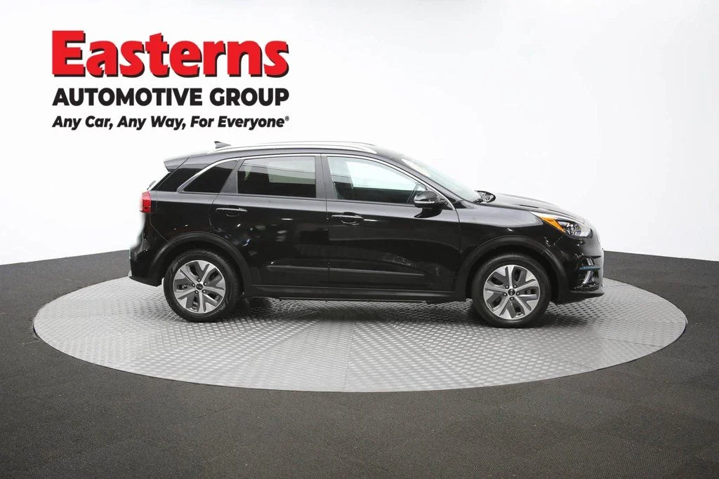 Used 2021 Black Kia EX image 43
