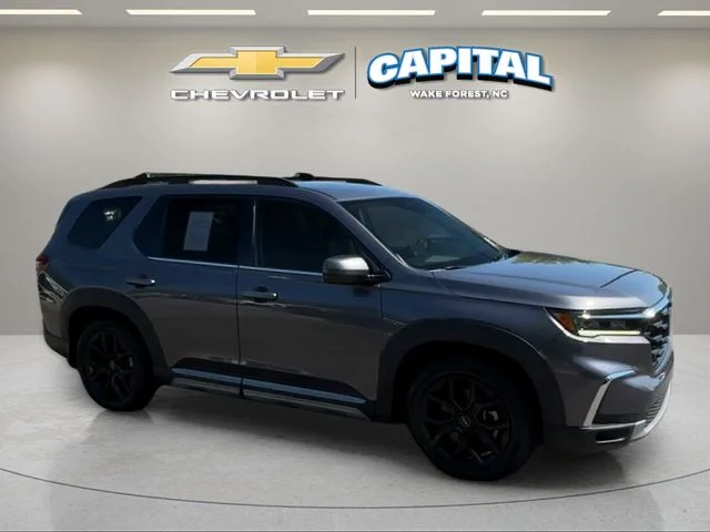Used 2025  Honda Touring image 7