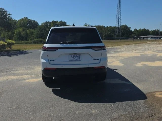 Used 2023 White Jeep Limited image 10