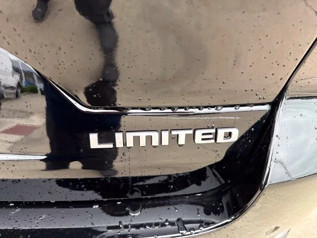 New 2027 Black Jeep Limited image 5