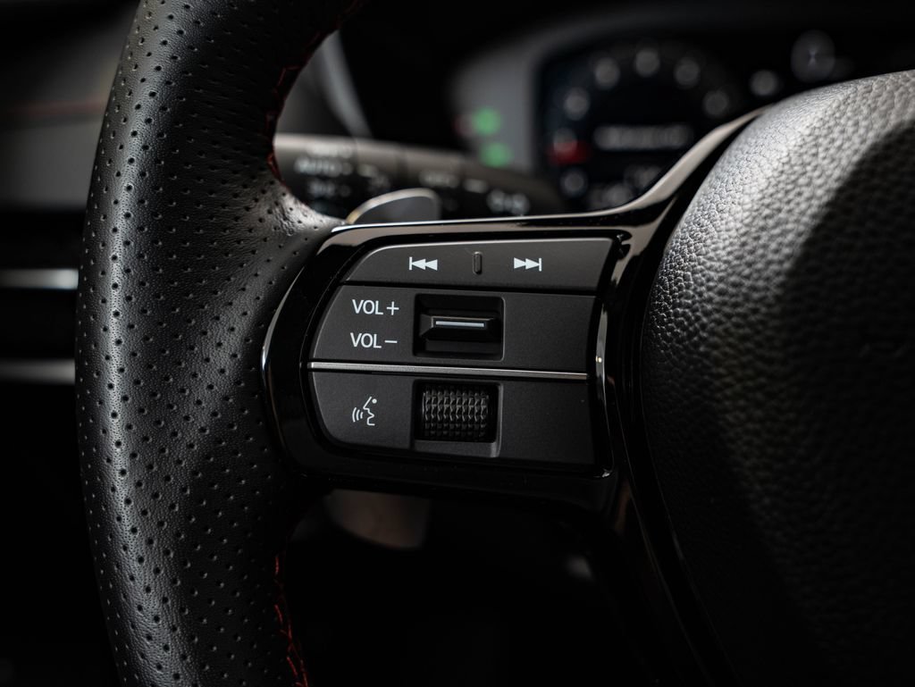 Used 2025 Platinum White Pearl Acura A-Spec Package image 29
