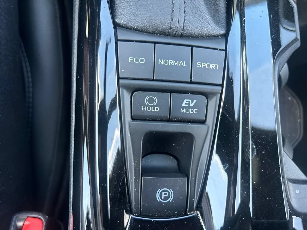 Used 2025 Midnight Black Metallic Toyota XSE image 28