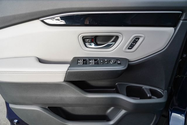 2025 Honda Pilot EX-L - Photo 19