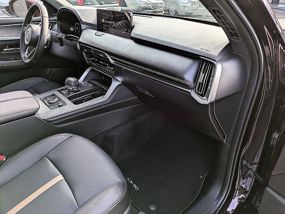 2026 Mazda CX-90 Premium Plus Package - Photo 37