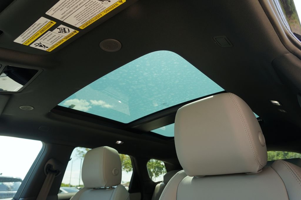 New 2026 Santorini Black Land Rover S image 14