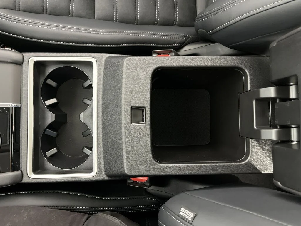 2025 Mitsubishi Outlander Plug-in Hybrid SE - Photo 22