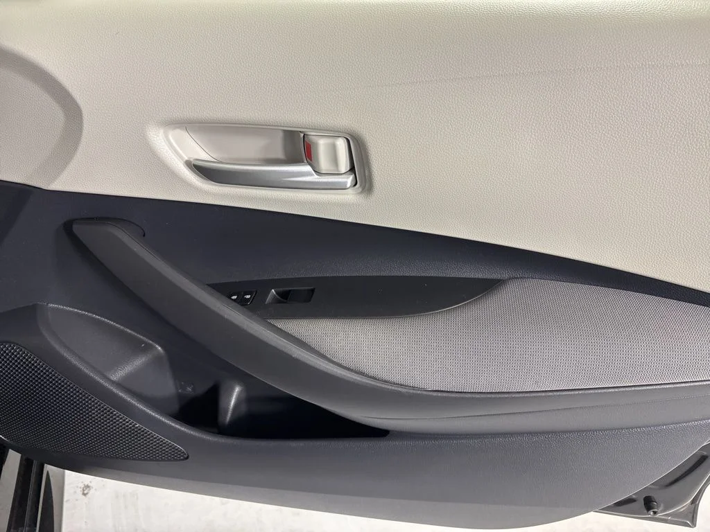 Used 2020 Black Toyota LE image 17