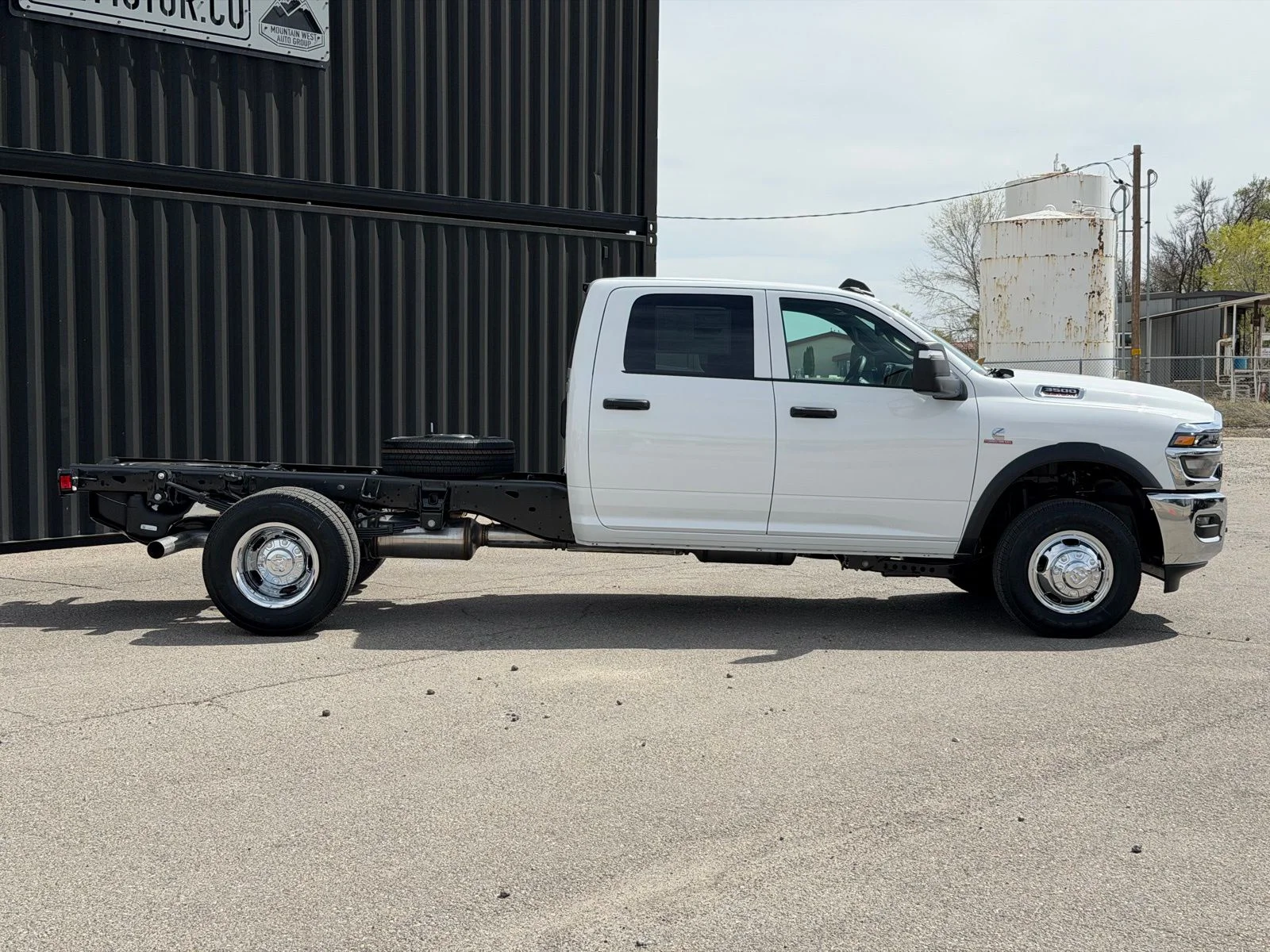 New 2026 Bright White Clearcoat RAM Tradesman image 6