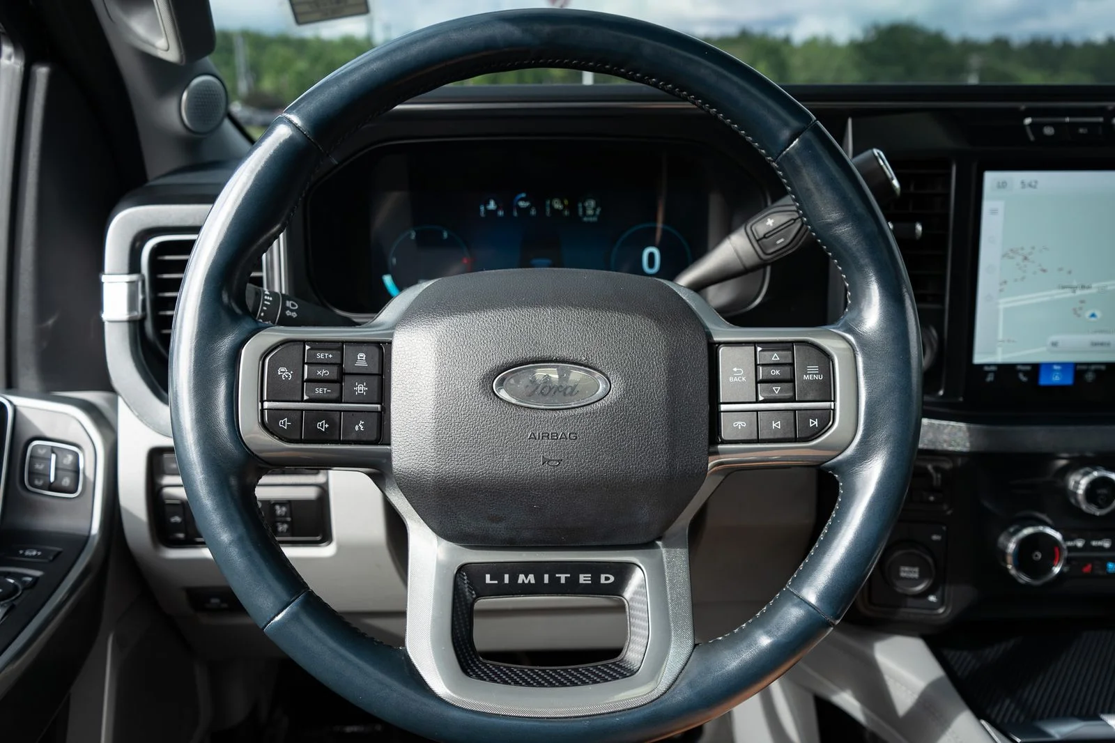 Used 2024 Black Ford Limited image 56