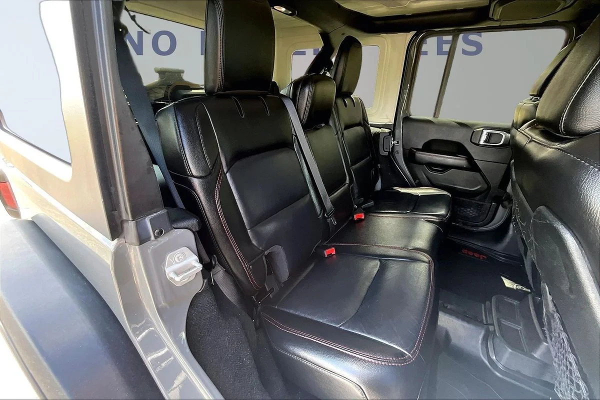 Used 2020  Jeep Rubicon 4x4 image 25
