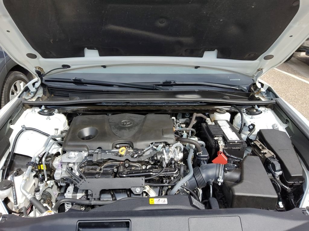 Used 2023 White Toyota SE Nightshade image 21
