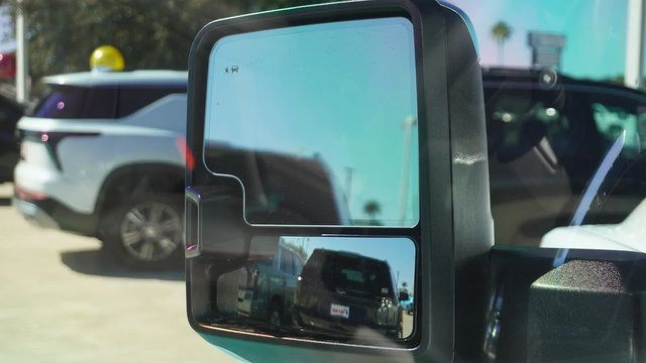 2026 GMC Sierra 3500HD Denali - Photo 13