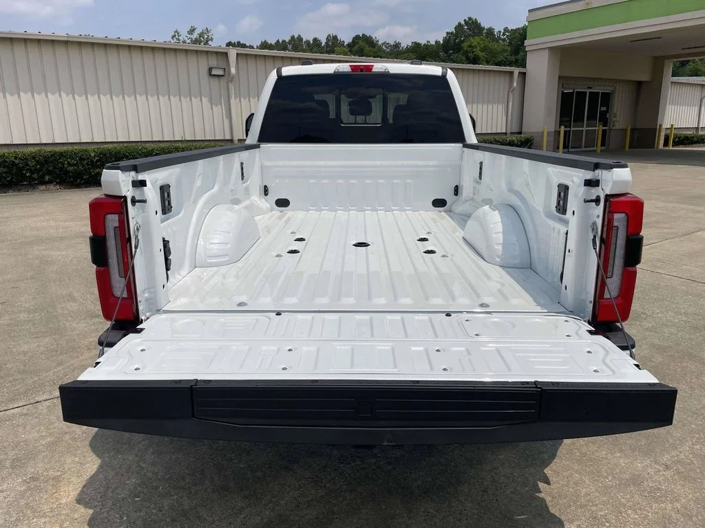New 2026 White Ford Platinum image 10