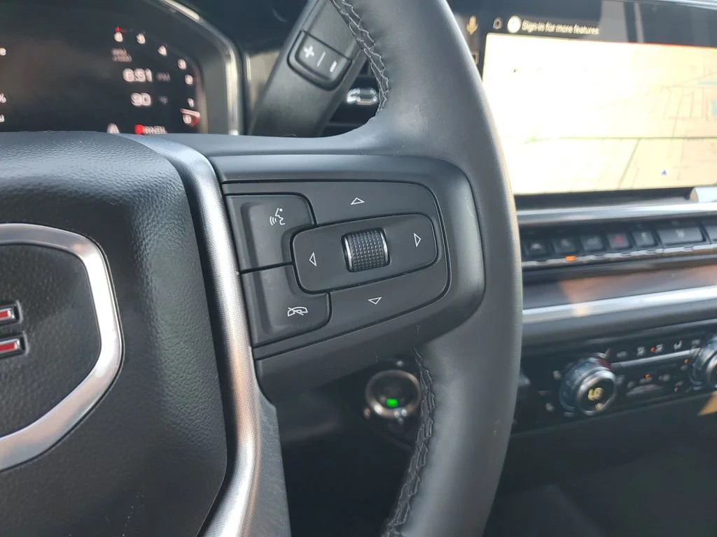 Used 2026 Summit White GMC SLT image 19