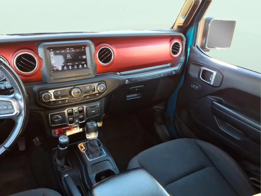 Used 2020 Teal Jeep Unlimited Rubicon image 19