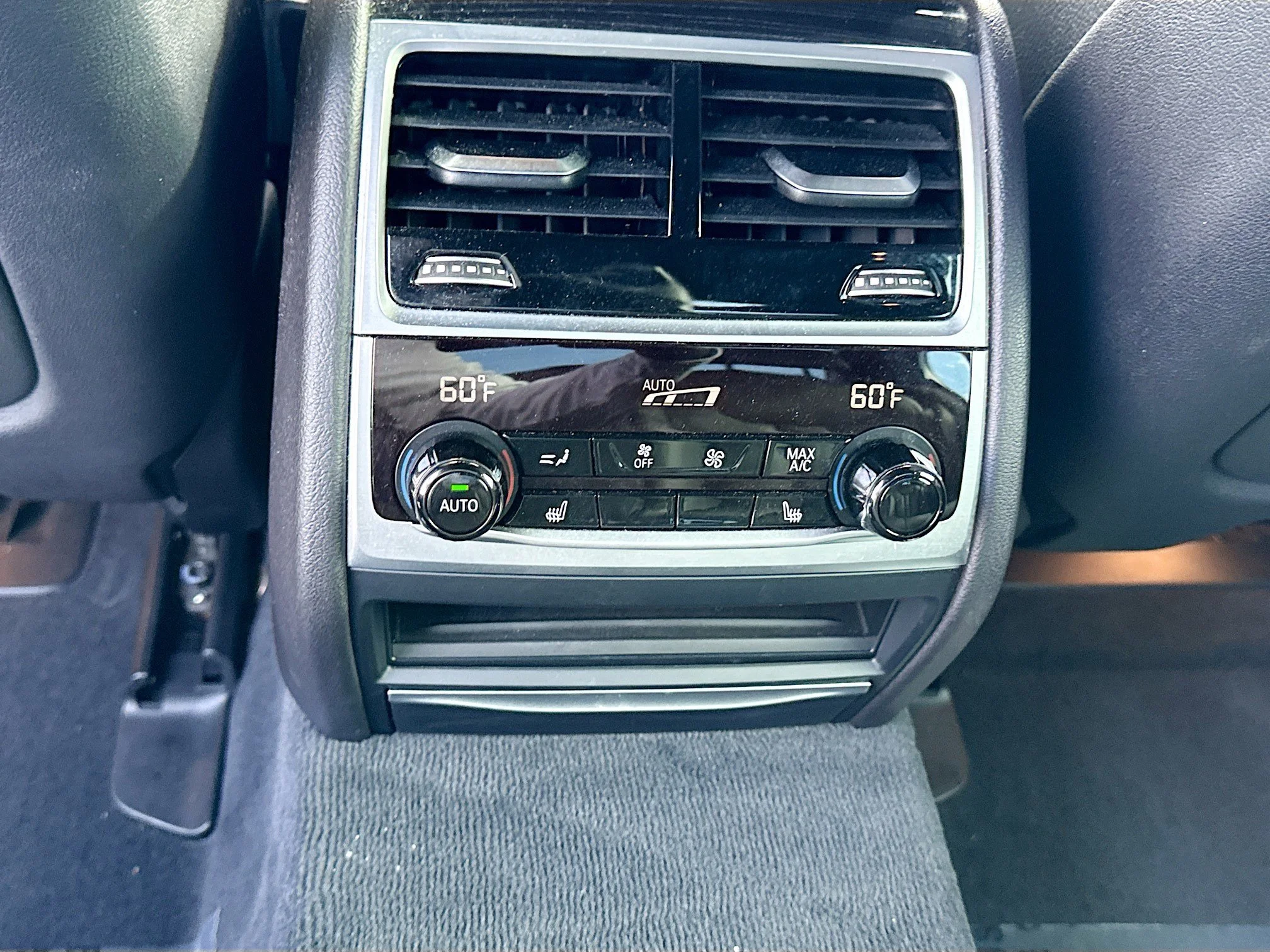 Used 2019 Black Sapphire Metallic BMW 740i image 20