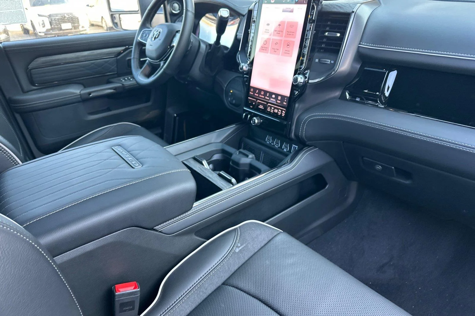 2026 RAM 2500 Limited - Photo 15