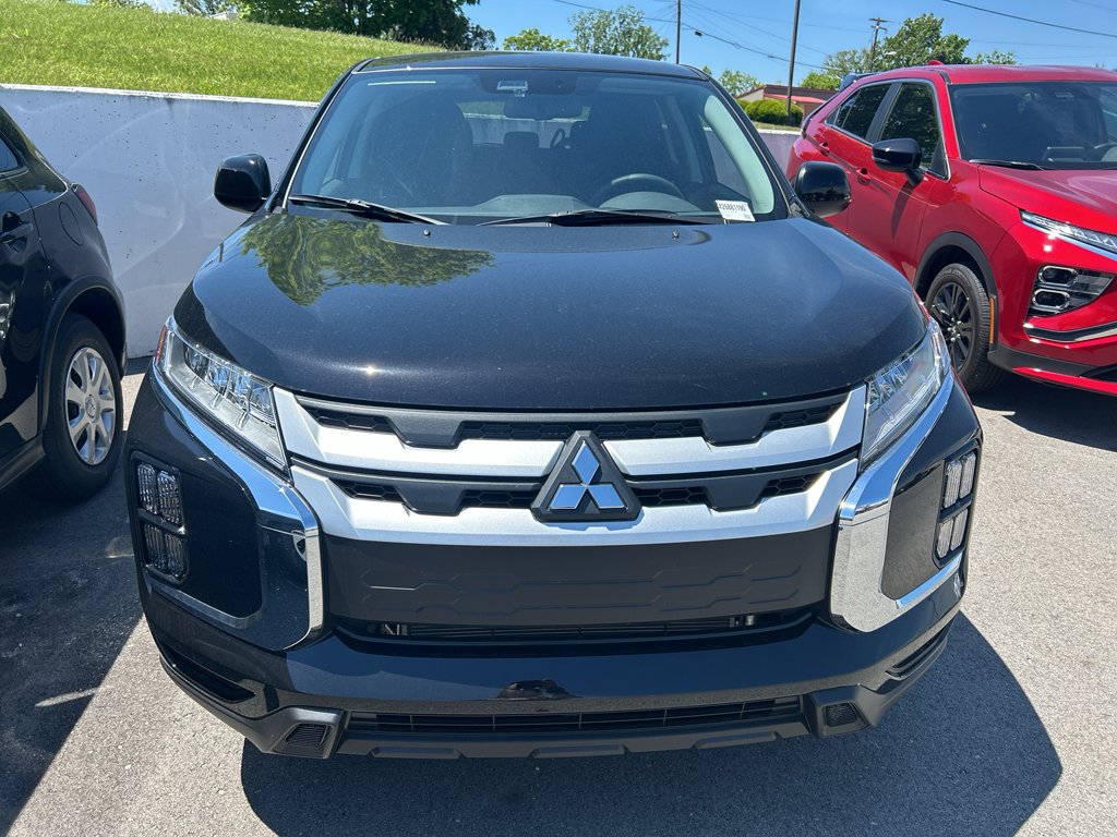 New 2026 Labrador Black Pearl Mitsubishi 2.0 S image 4