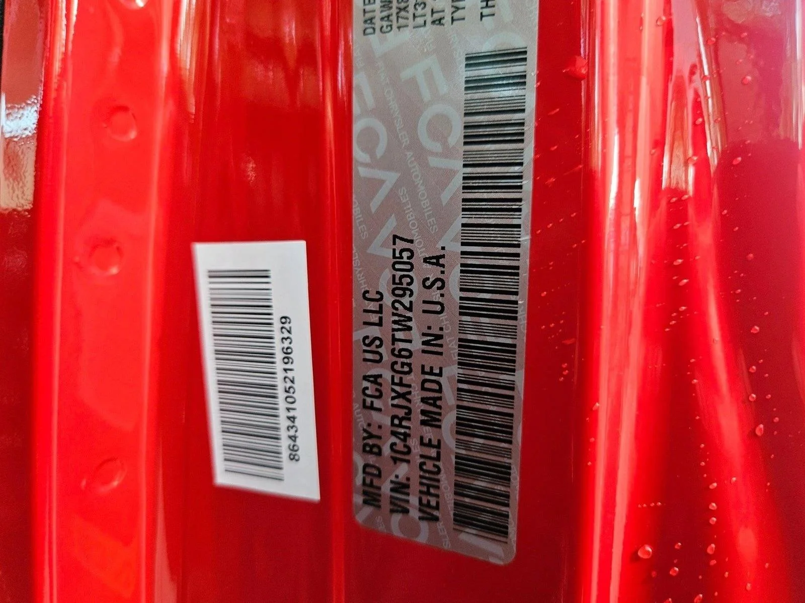 New 2026 Firecracker Red Clear-Coat Exterior Paint Jeep Rubicon X image 17