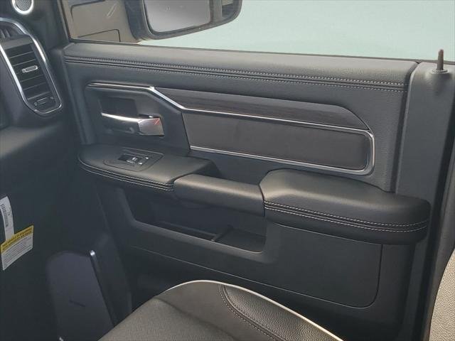 New 2026 Granite Crystal Metallic Clear-Coat Exterior Paint RAM LARAMIE image 13