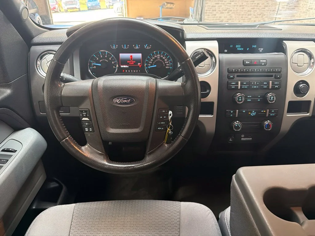 Used 2012 Sterling Gray Metallic Ford XLT image 17