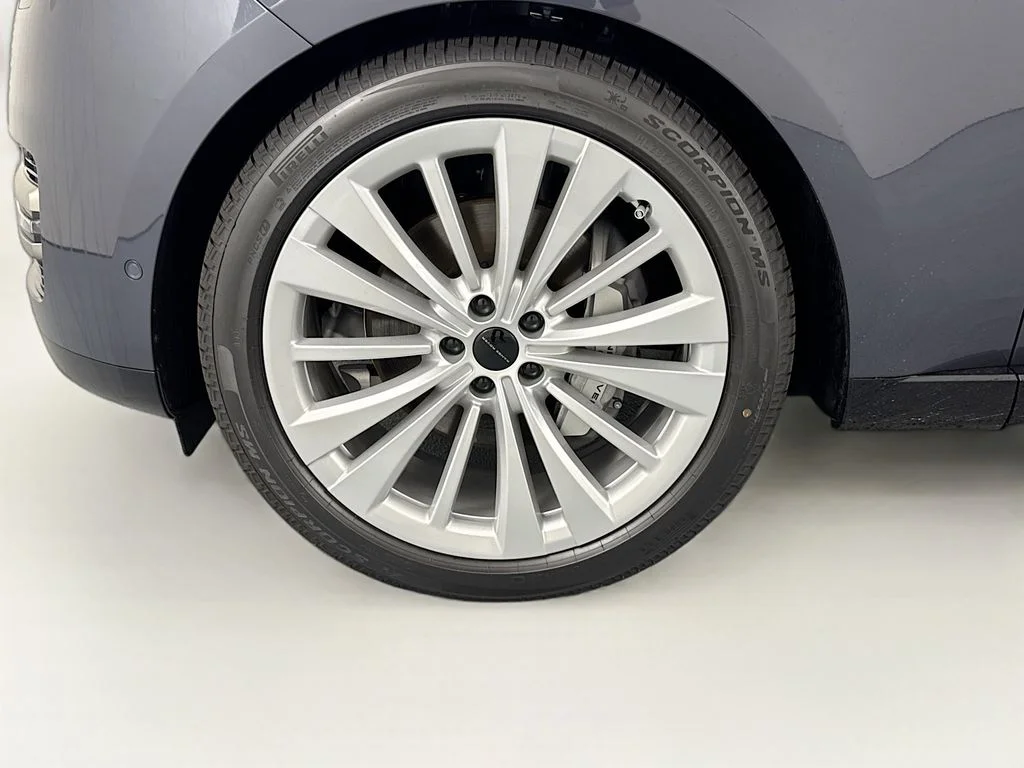 New 2026 Varesine Blue Land Rover SE image 33