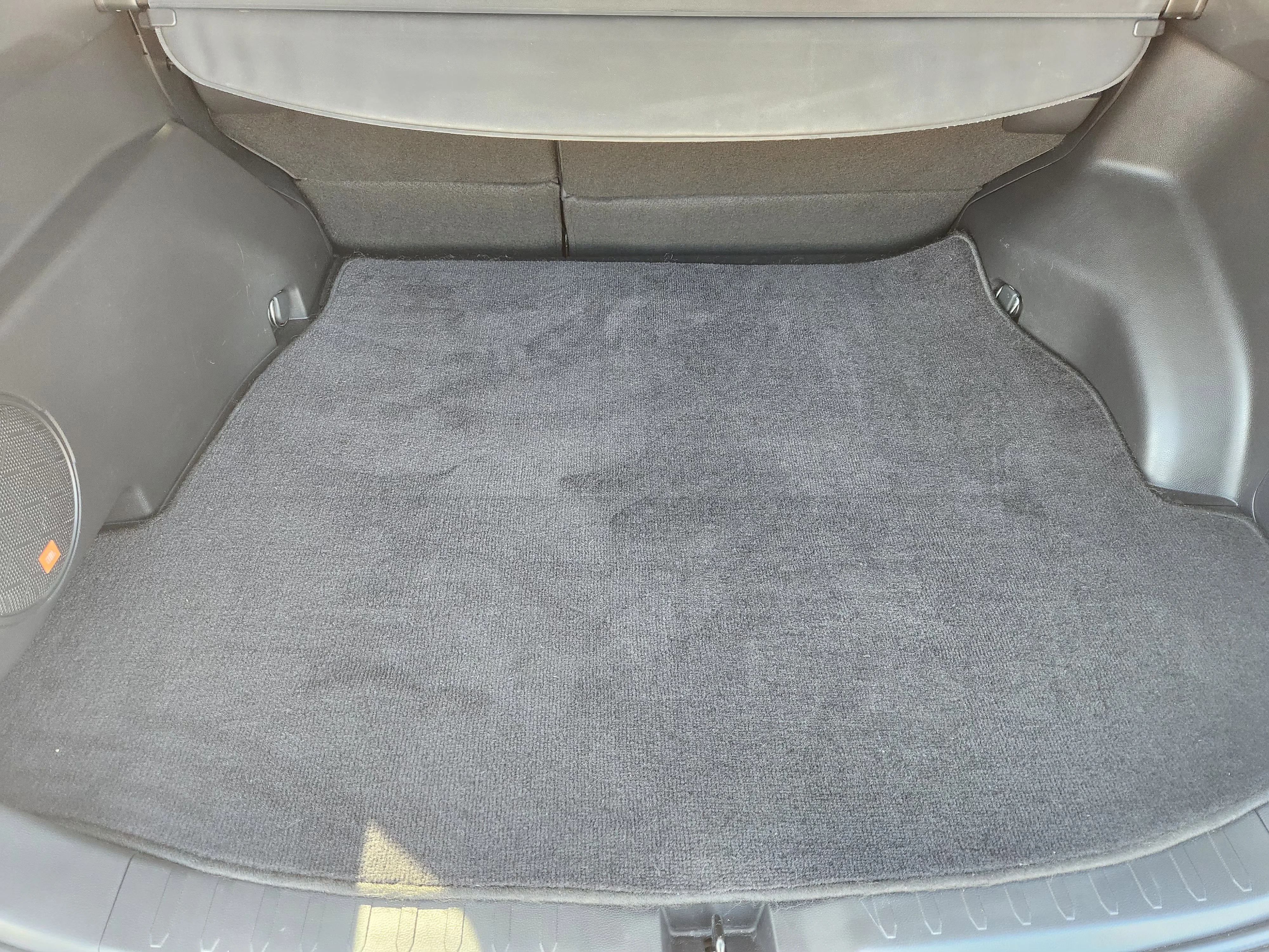 Used 2021 Gray Toyota XLE Premium image 34
