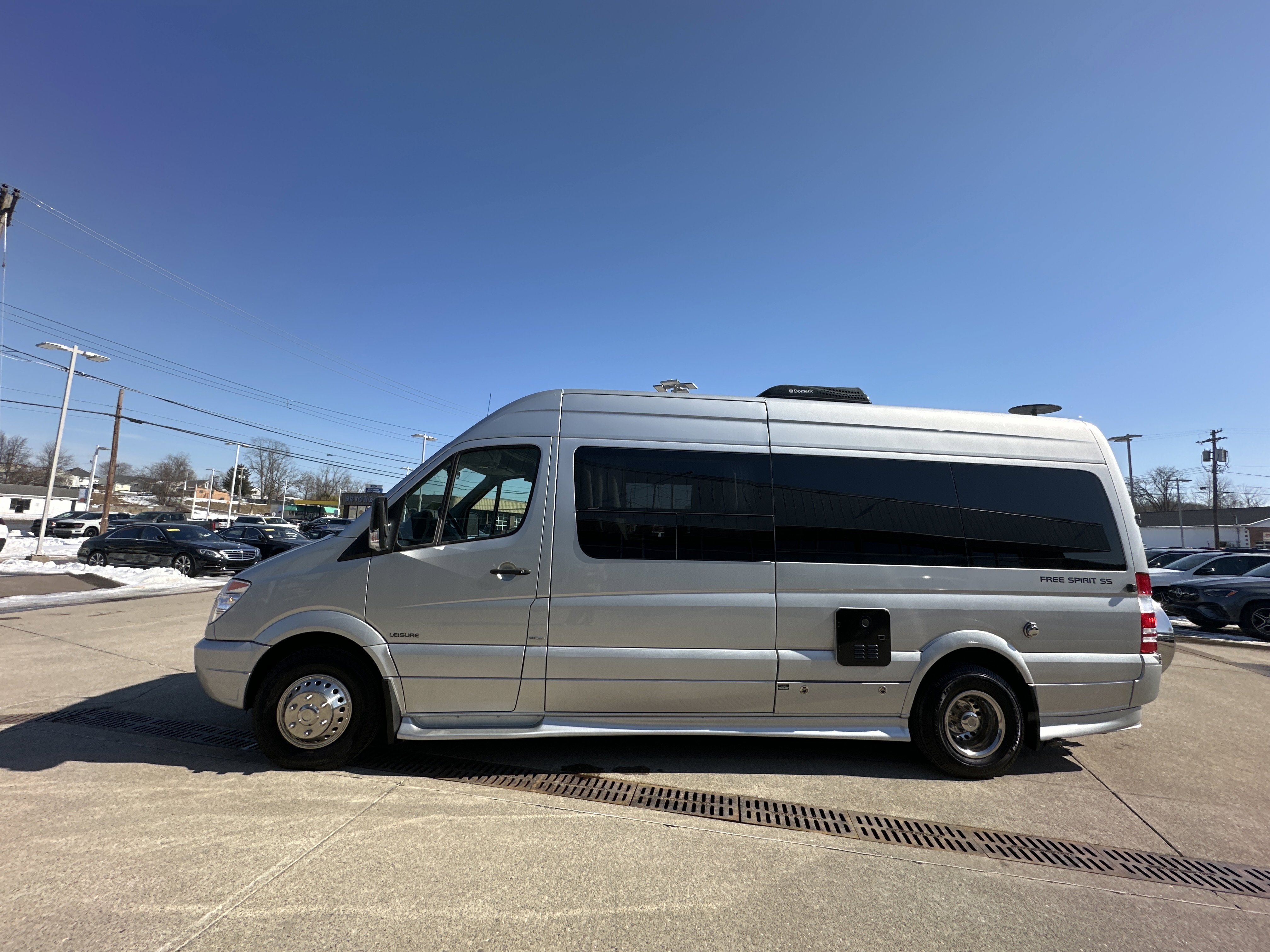 Used 2012 Steel Blue Mercedes-Benz EXT image 4